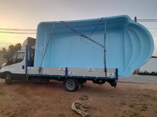 Piscina 6.70 x 3.00 poliéster fibra Casariche