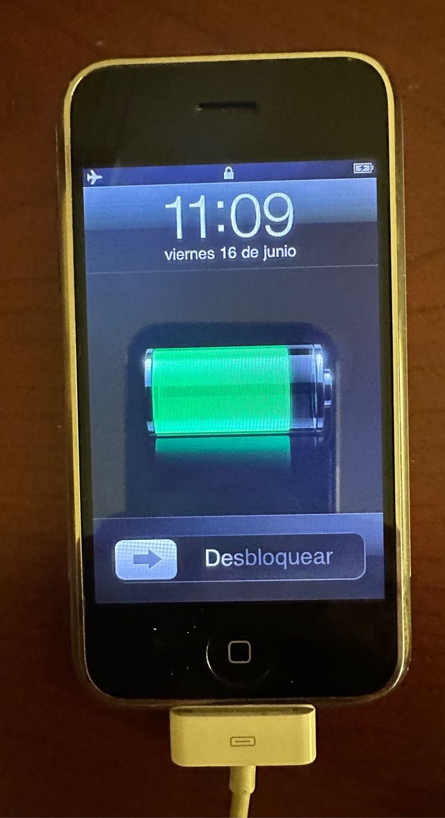 Iphone 2G 16 gb libre y activado. COLECCIONISTAS