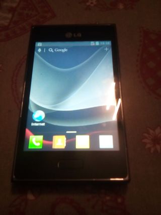 LG Lifes'Good, E610v. Móvil,como nuevo.