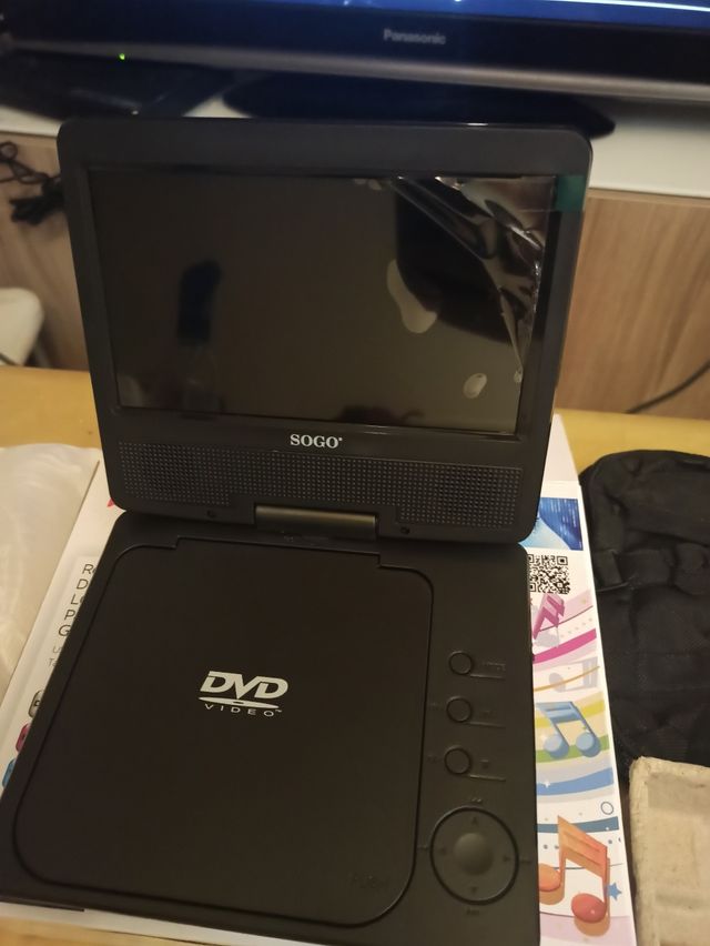 Reproductor DVD Portatil LCD 7"