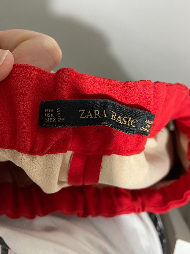 Falda roja Zara talla S/M