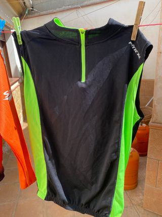Camiseta maillot tipo chaleco