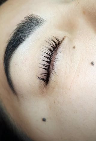 Lifting de pestañas y tinte. Realza tu mirada👀💕