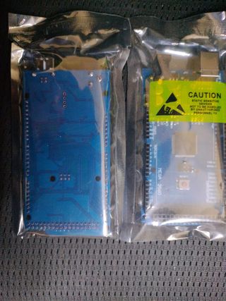 12 unidades Compatible Arduino Mega 2560 R3