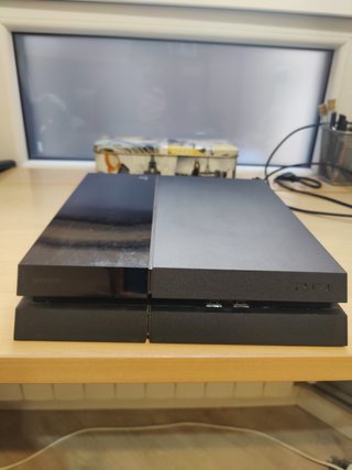PS4 + 66 Juegos + 2 mandos. Negociable