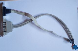 Soporte posterior de ordenador.