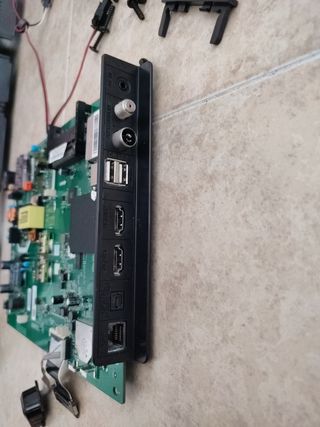 TV OKODL 40662FN-TIB