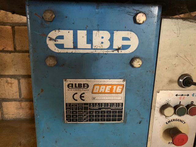 Dobladora de estribos ALBA DAE 16