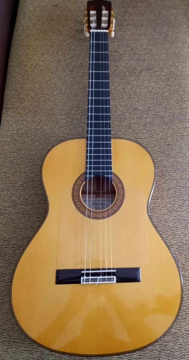 Guitarra Alhambra Luthier Flamenco