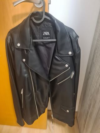 CHAQUETA ZARA CON ETIQUETA