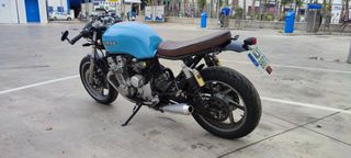 Honda CB750 Café Racer