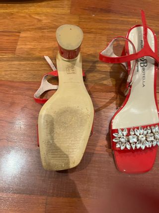Sandalias joya Rojas charol
