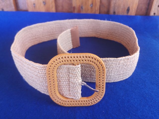 Cinturón tipo rafia elástico