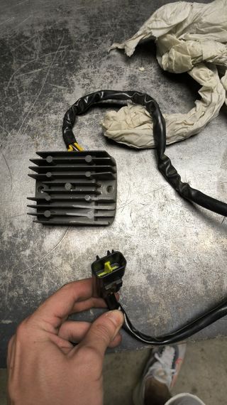 Rotor/ alternador Yoshimura Suzuki GSXR 1000 K7