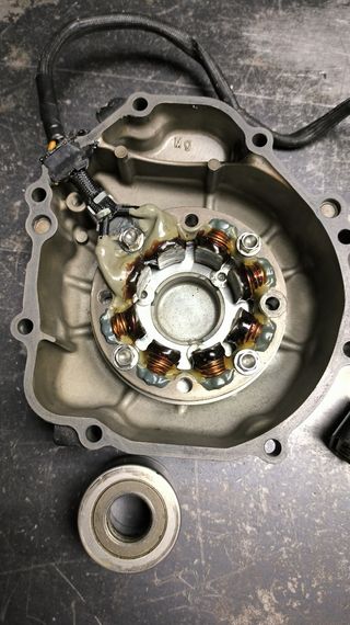 Rotor/ alternador Yoshimura Suzuki GSXR 1000 K7