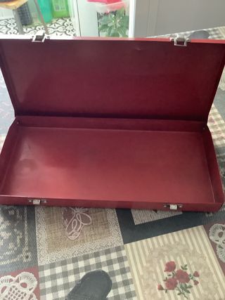 Caja Metálica