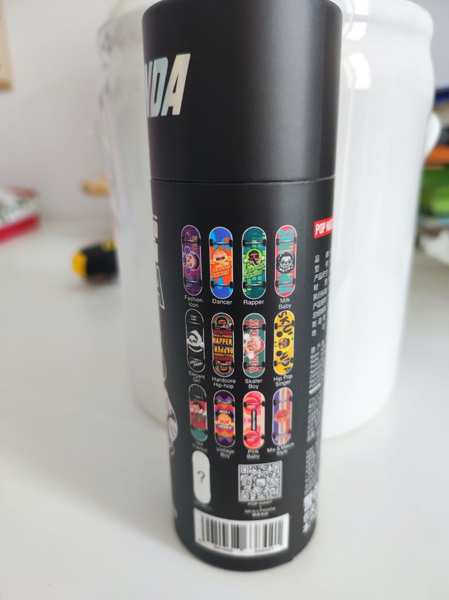 pop mart skull panda