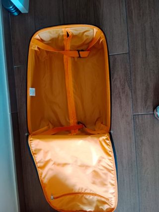 maletas para viajar sin facturar. 25€ las 2