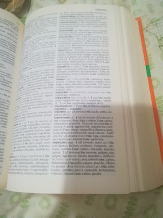 Diccionario sinónimos y antónimos en italiano