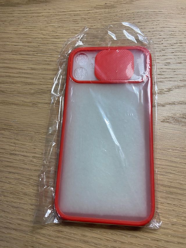 Custodia per iPhone 11 con cover sulla fotocamera