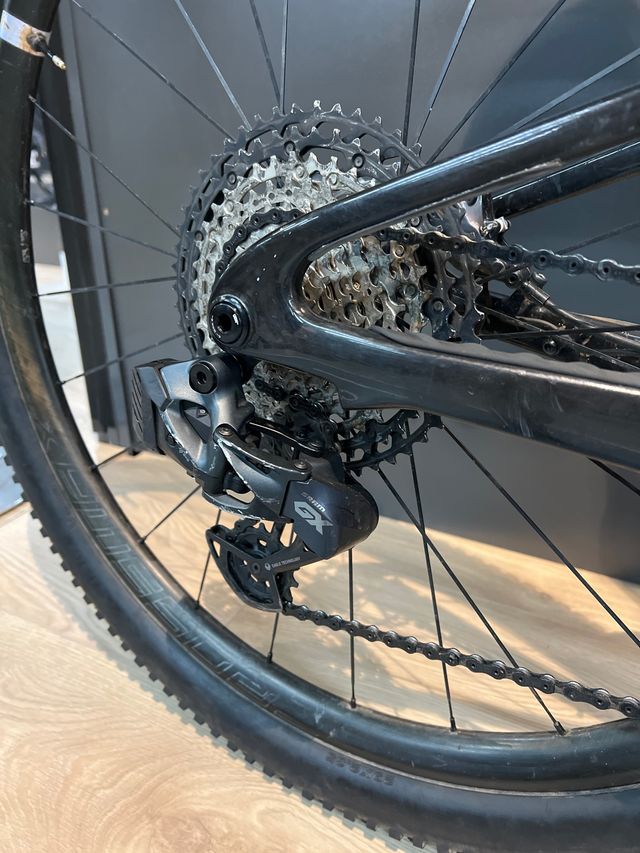 GIANT ANTHEM PRO 1 TALLA M . Live valve 