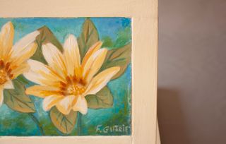 Atril . Caballete. Atril madera .Cuadro flores