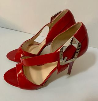 Sandalias de tacón, Guess 