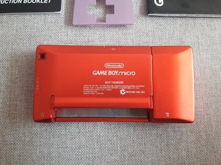 Game Boy Micro Roja Exclusiva