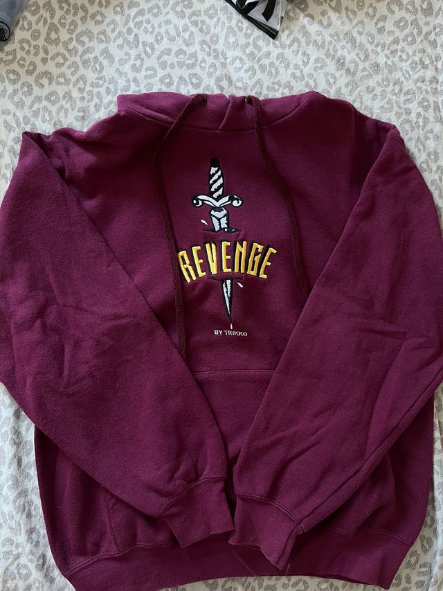 sudadera revenge