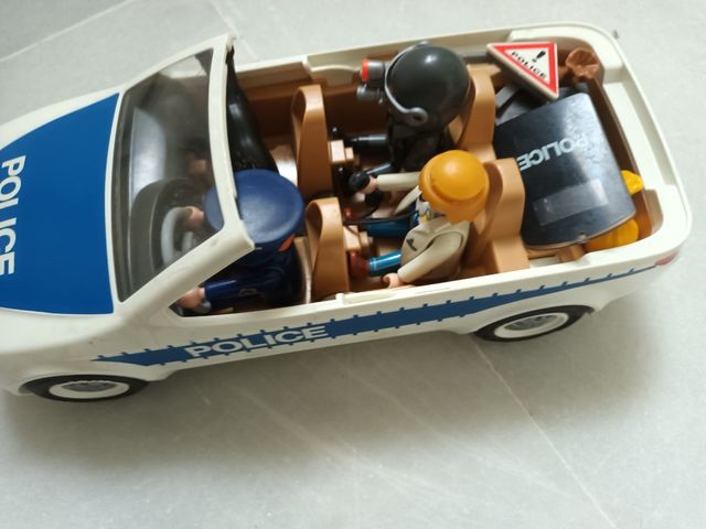 Coche clásico de policía de Playmobil