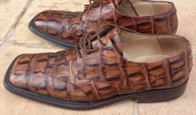 muxart zapato de piel, talla 43.