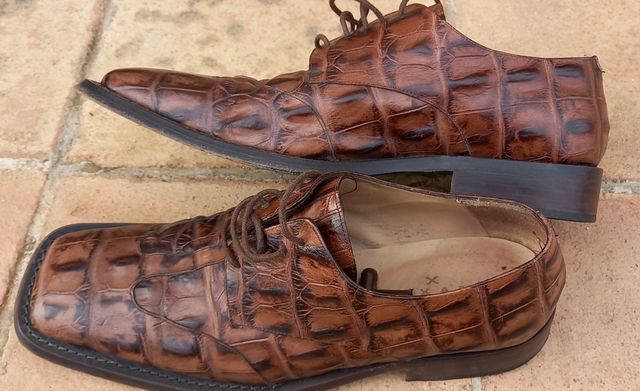 muxart zapato de piel, talla 43.