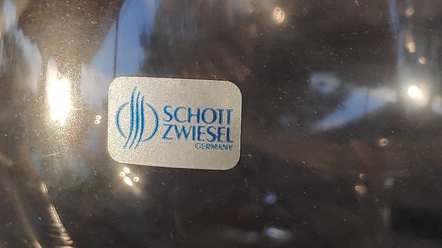 4 vasos balón Schott Zwiesel. 