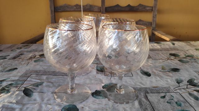 copa balón alta filete oro. 