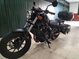 Vendo  Honda Rebel CMX500