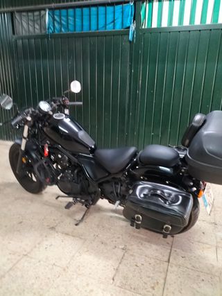 Vendo  Honda Rebel CMX500