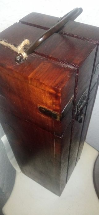 caja de madera especial para vino