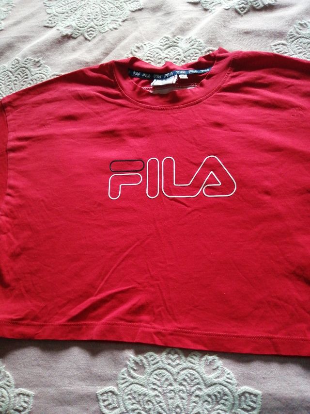 blusa marca Fila