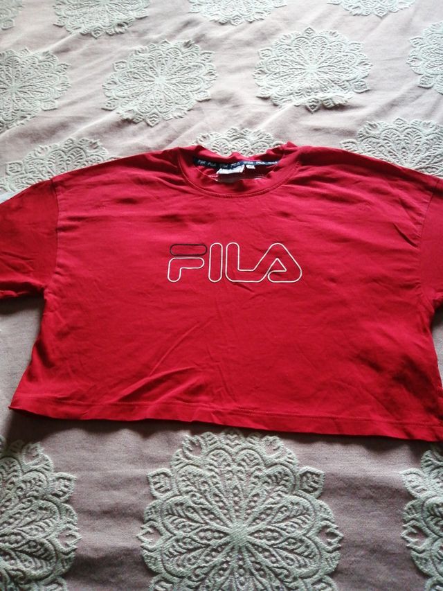 blusa marca Fila