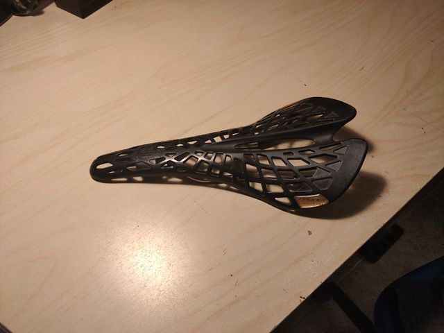 sillín tioga spider original 