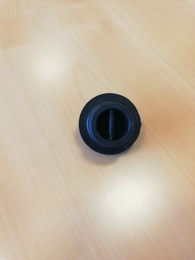 Tappo originale per Aprilia Shiver 08