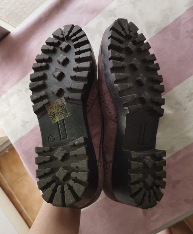 vendo mocasines grises