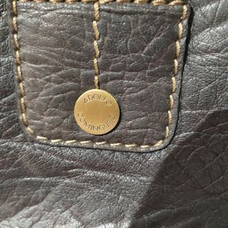 Bolso de piel de Adolfo Domínguez