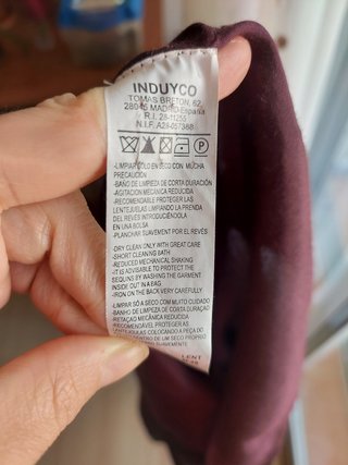 Vestido de fiesta morado con lentejuelas