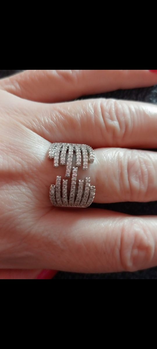 ANILLO DE ACERO INOXIDABLE HIPOALERGÉNICO