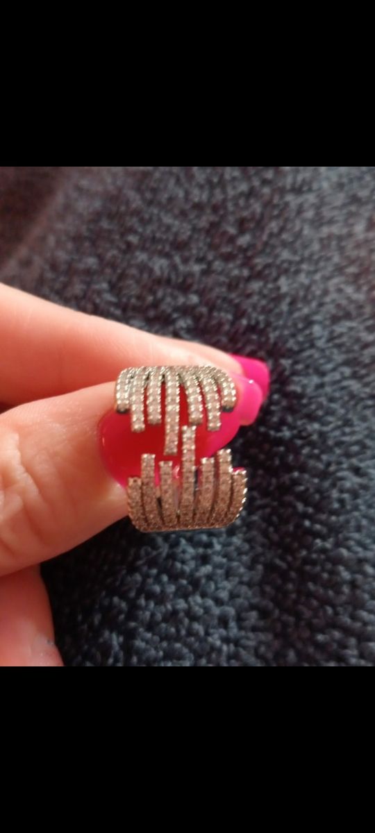 ANILLO DE ACERO INOXIDABLE HIPOALERGÉNICO