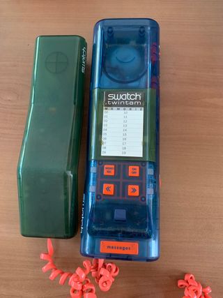 Telefono SWATCH TWINTAM colore azzurro