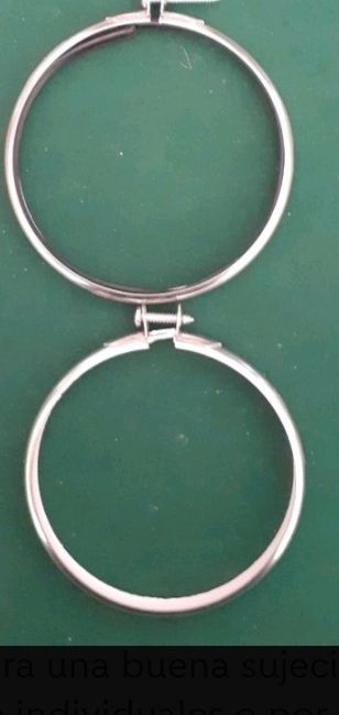 Abrazaderas para tubo de porcelana.