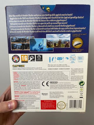 Wii Monster Hunter Tri Classic Controller Pack