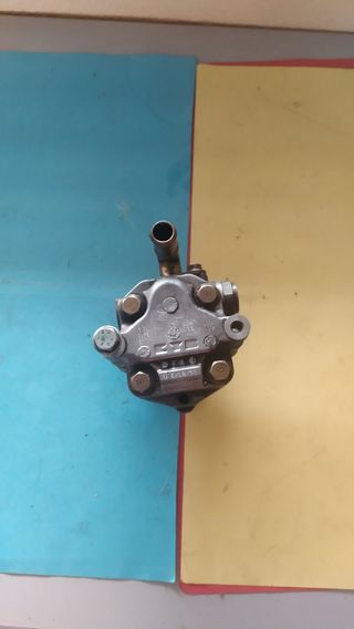 Bomba dirección asistida GRUPO VAG - 1J0422154E